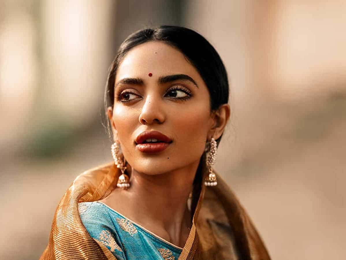 Brainpicking : Sobhitha Dhulipala on getting into films